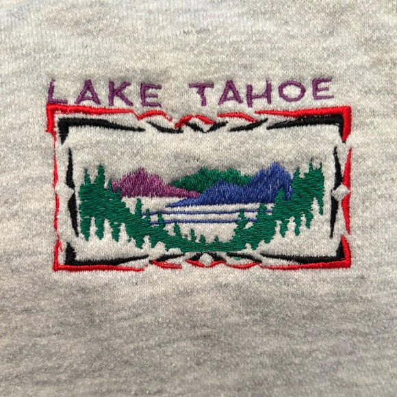 Sweatshirt Lake Tahoe - Picture 2 of 11